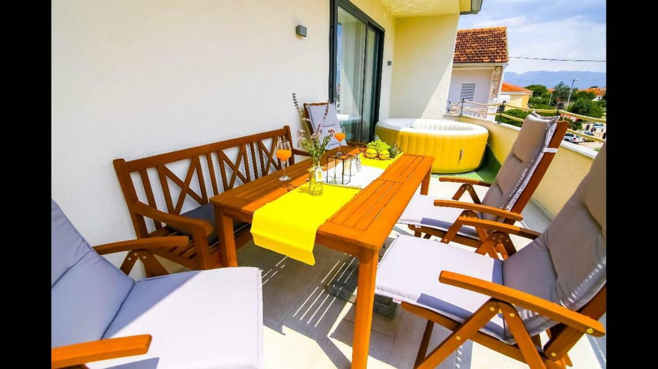 Holiday Home Velebit Nin Exterior photo